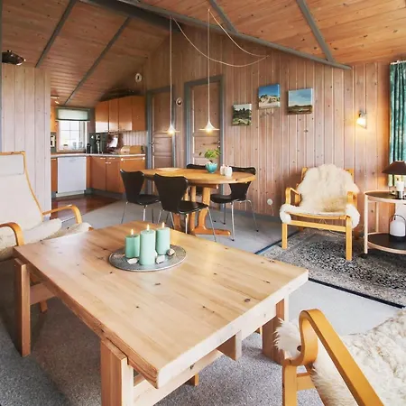 Hébergement de vacances Frithger - 250m From The Sea By Interhome Lakolk